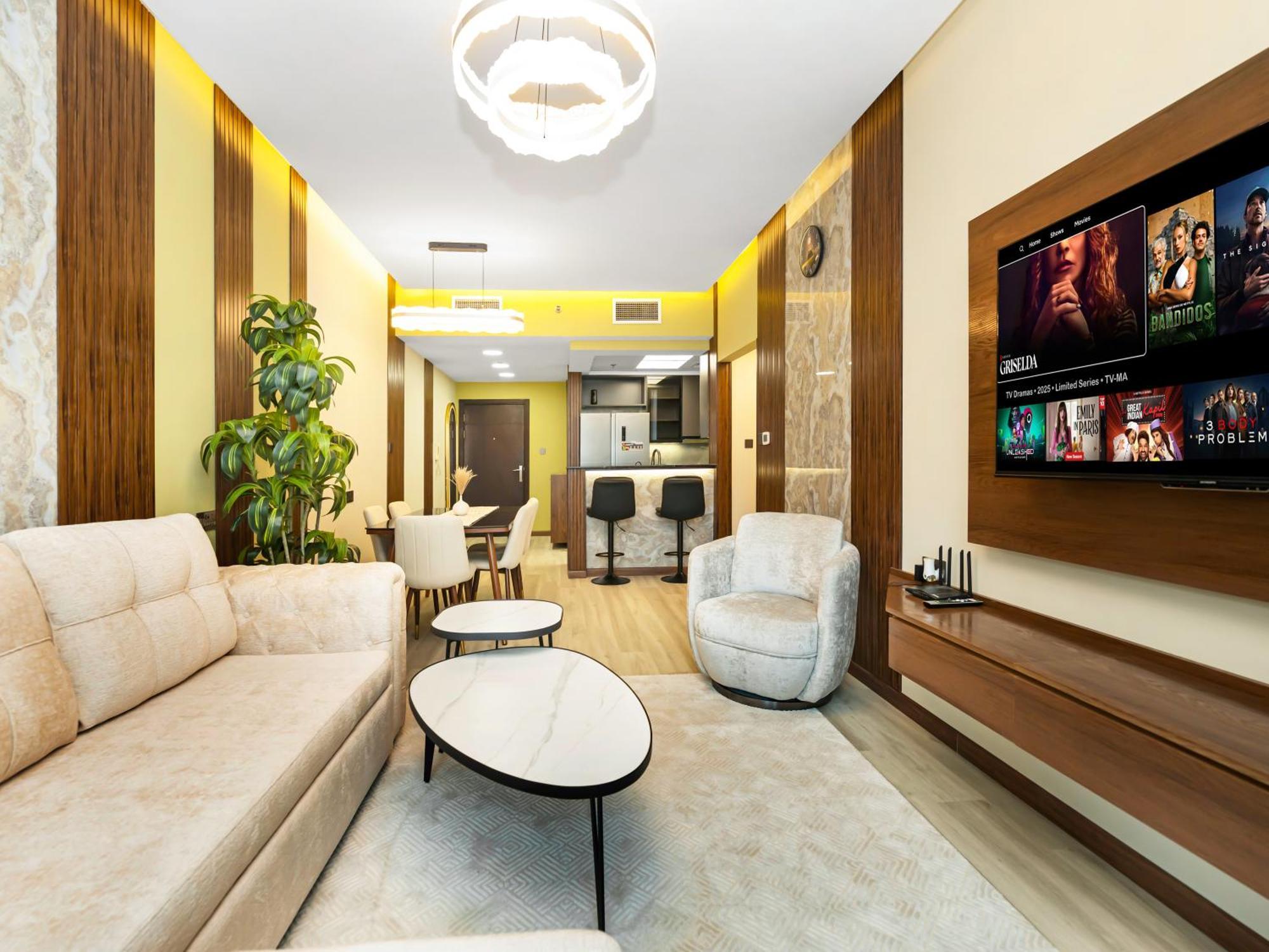 Apartment Stylish 1bhk Balcony With Canal View Near Shoba Metro Station Dubai